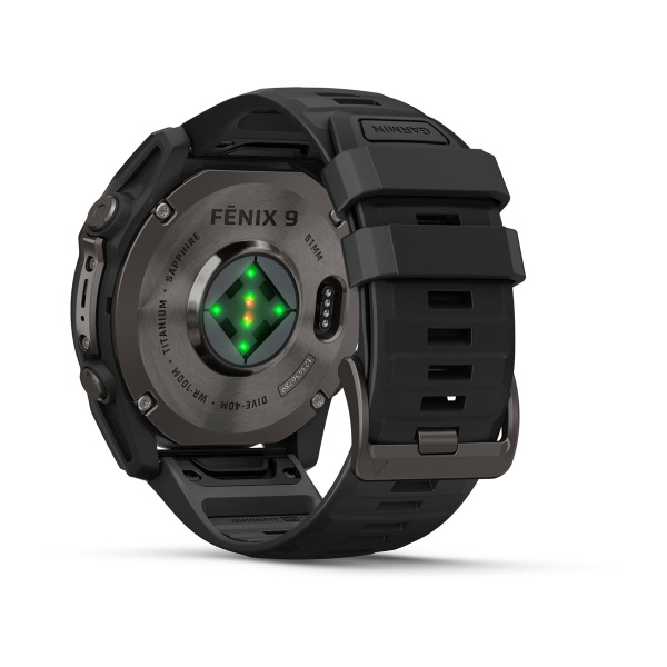 Часы Garmin Fenix 9 - 51 мм, титановый, угольно-серый DLC, черный силиконовый ремешок